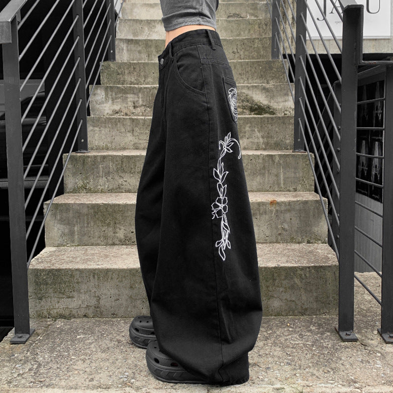 Rose Embroidered Loose Jeans
