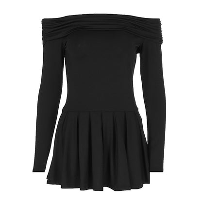 Off shoulder slim fit long sleeved pleated dress