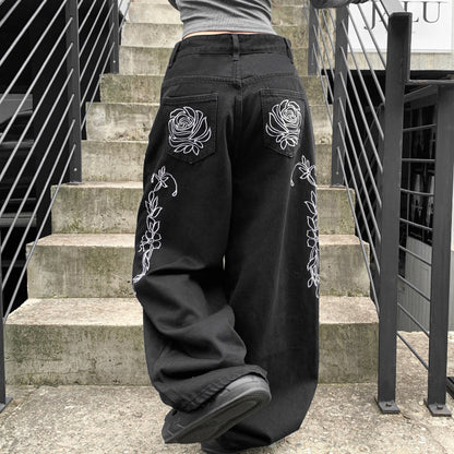 Rose Embroidered Loose Jeans