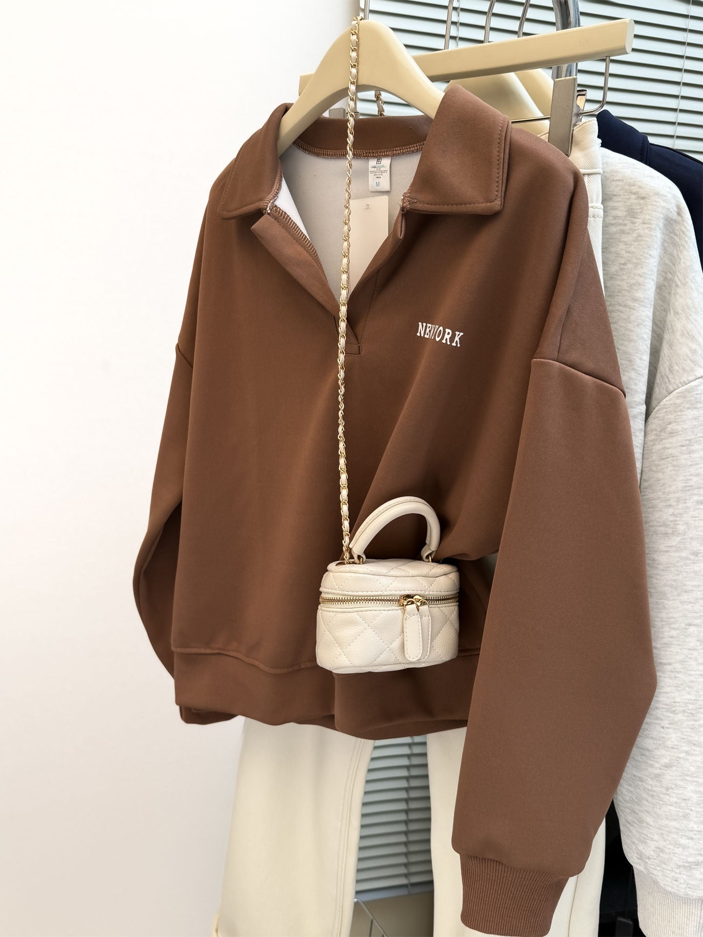 Casual Long Sleeve Polo Neck Sweatshirt for Women Loose FitV-Neck Top  Wear